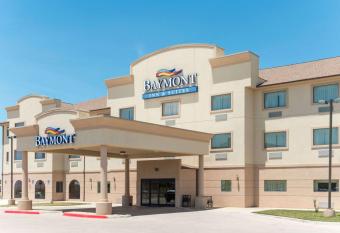 Baymont by Wyndham Perryton allows 18 year olds to book a room