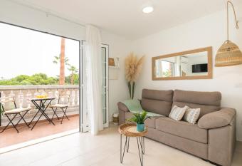 Moderno apartamento en Calan Bosch- C10 has Balcony rooms