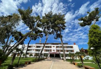 Divjaka Resort has Balcony rooms