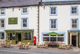The Wensleydale Hotel allows 18 year olds to book a room