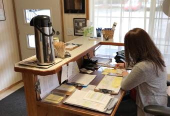 Dutch Cup Motel allows 18 year olds to book a room