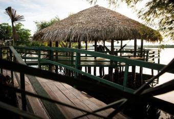 Amaz  nia Exxperience has Balcony rooms