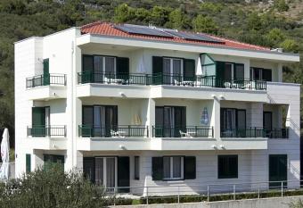 Apartments by the sea Igrane, Makarska - 17292 has Balcony rooms