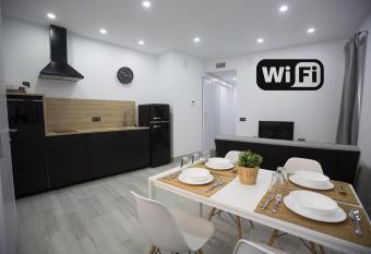 Apartamento Centro San Diego allows 18 year olds to book a room