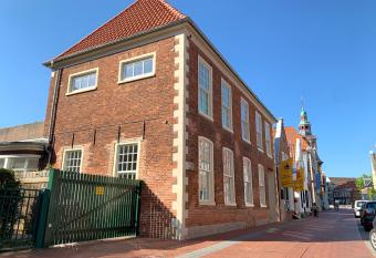 Haus   skulap - Altstadt, Hafen, Gallimarkt allows 18 year olds to book a room