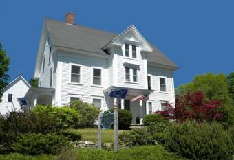 Highland Lake Inn allows 18 year olds to book a room