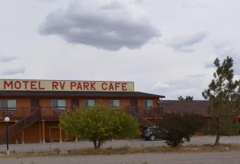 Wells Chinatown has Balcony rooms