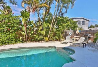 Crescent Beach 1011 #3 has Balcony rooms
