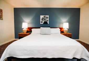 Rainbow Mountain Resort has Balcony rooms