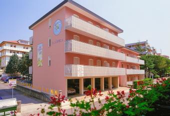 Appartamenti Bianchi has Balcony rooms