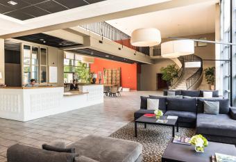 Avignon Grand Hotel has Balcony rooms