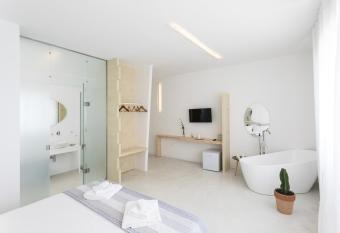 NC Boutique B&B has Balcony rooms