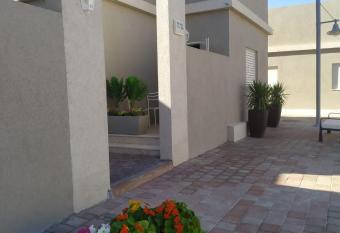 Quiet place allows 18 year olds to book a room