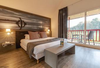 Saint Malo Golf Resort has Balcony rooms