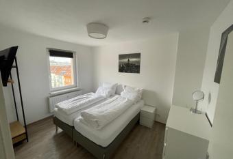 City-Apartments Hannover allows 18 year olds to book a room