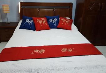 Easy World Beach Apartments has Balcony rooms