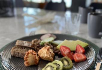 Hill Valley Asilah - Luxury Living & Boutique Hotel has rooms with a private hot tub