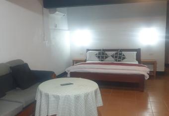 Kwarto s has Balcony rooms