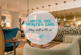 Motel One Linz-Hauptplatz allows 18 year olds to book a room