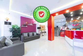 RedDoorz Plus near SM Lanang Davao allows 18 year olds to book a room