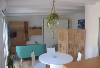 Lungomare 2 has Balcony rooms