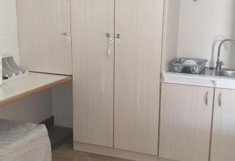 Ladera - Vista Self-catering Guesthouse has Balcony rooms