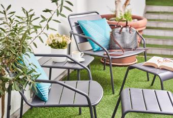 Campanile Hotel Nice Centre Acropolis allows 18 year olds to book a room