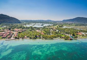 Camping Del Sole Village allows 18 year olds to book a room