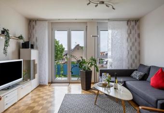 Meienreis has Balcony rooms