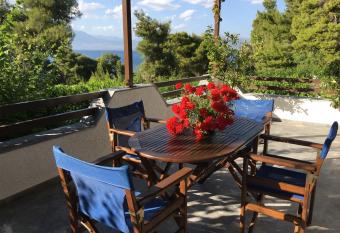 ILIOCHARI sea view apartments Oropos - Kalamos has Balcony rooms