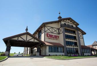 Drury Inn & Suites Jackson, MO allows 18 year olds to book a room