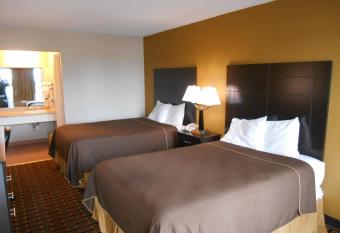 Super 7 Inn has Smoking rooms