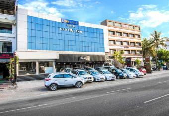 FabHotel Global Inn I Aurangabad Railway Station allows 18 year olds to book a room