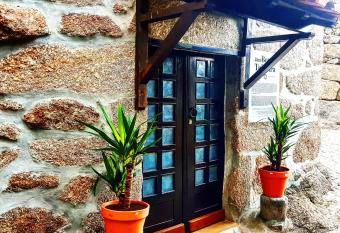 Casa Bento Teixeira has Balcony rooms