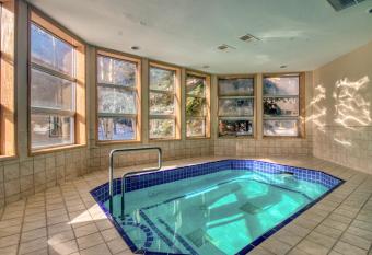 Liftside Condominiums 301 has Balcony rooms