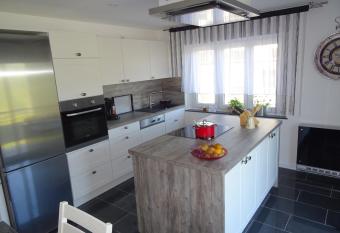 Am Keschtewaeldele **** has Balcony rooms