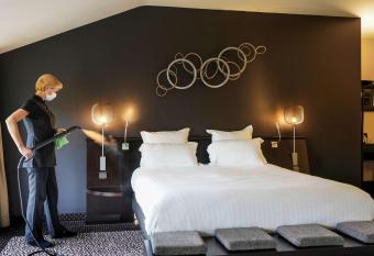 La Citadelle Metz MGallery allows 18 year olds to book a room