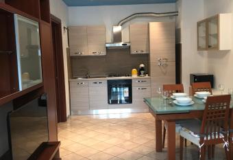 Beauty of Venice allows 18 year olds to book a room