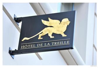 Hotel De La Treille allows 18 year olds to book a room