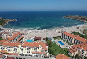                                                  -                                        has Balcony rooms