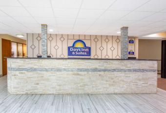 Clarion Pointe Rhinelander Downtown allows 18 year olds to book a room