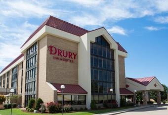 Drury Inn & Suites Cape Girardeau allows 18 year olds to book a room