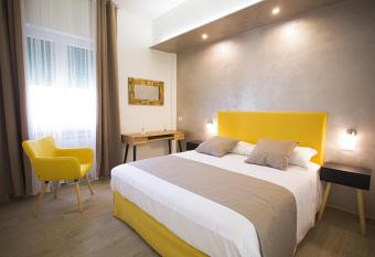 PVrooms has Balcony rooms