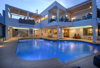 Mare Boutique allows 18 year olds to book a room