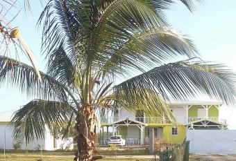 VILLA SOLEIL DE SURGY has Balcony rooms