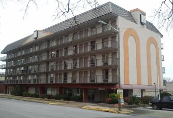 Studio 9 Inn & Suites has Smoking/Balcony rooms