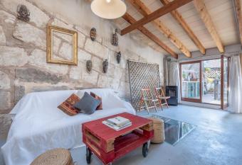 Casa t  pica mallorquina, 1930 has Balcony rooms