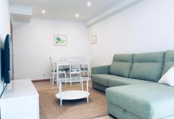 Apartamento   nico allows 18 year olds to book a room