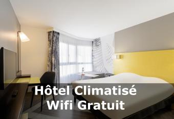 Ibis Styles Nice Centre Port allows 18 year olds to book a room