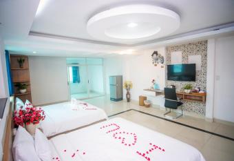 H79 HOTEL has Balcony rooms